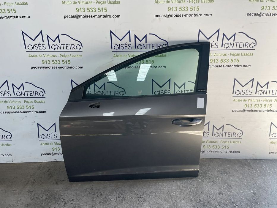 Porta Frente Esquerda usada Seat Leon 5F de 2014