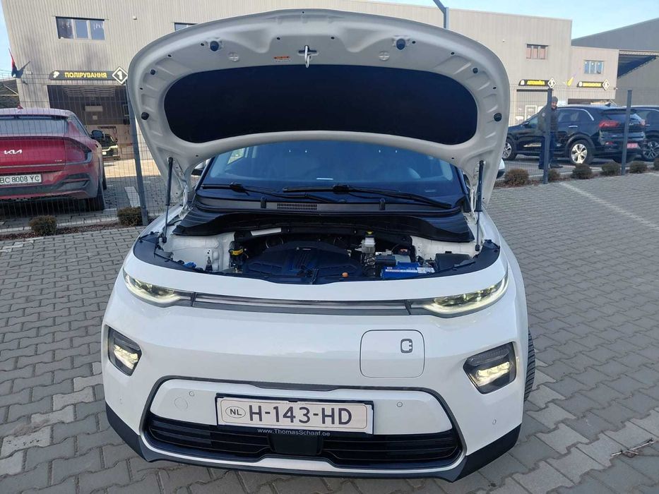 KIA SOUL 2019 рік Автомат Електро 64 kWh 204 к.с Свіжа з Нідерландів