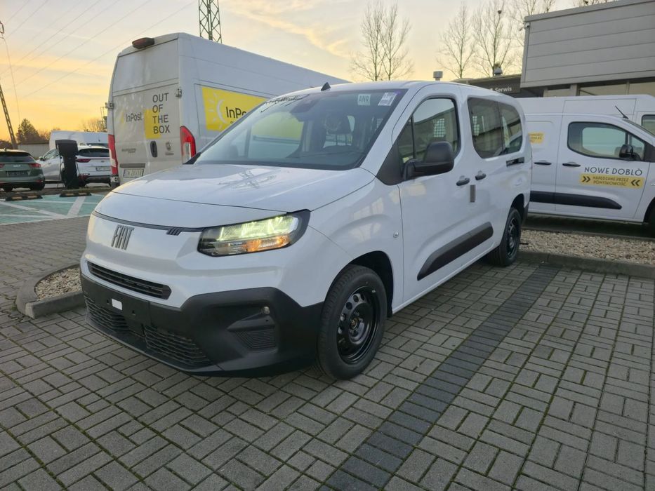 Fiat Doblo  L2 5 osobowe doblo 130 km Super Stock