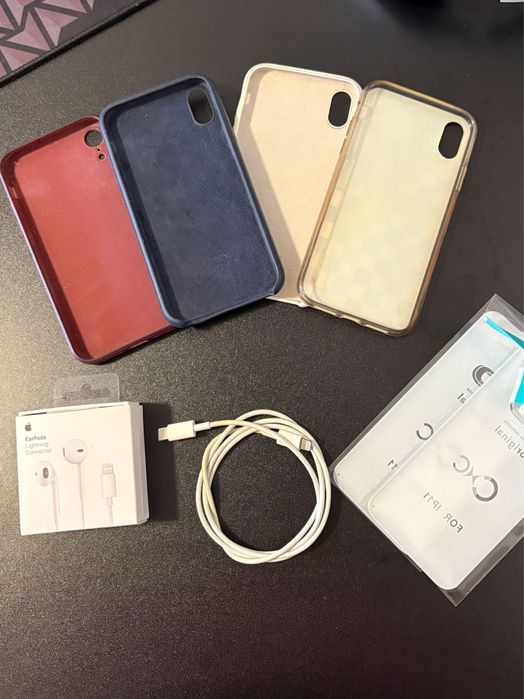 IPHONE XR - 128GB (película+auricular original novos!!)