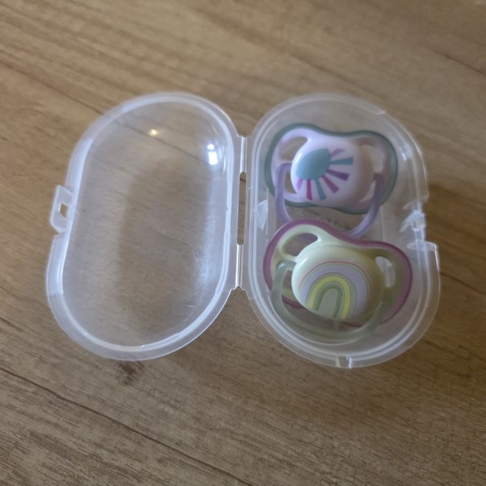 Набір пустушок  phillips avent 0-6 в контейнері