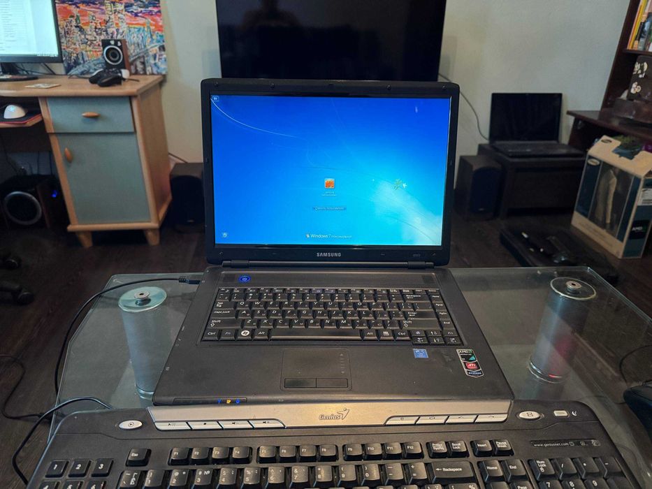 Ноутбук Samsung R503