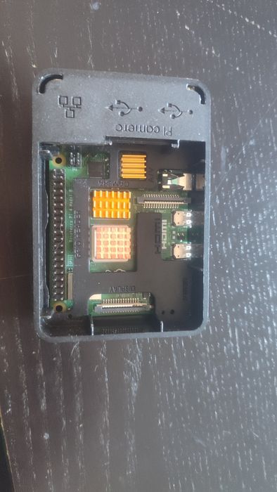 Raspberry Pi 4 2GB defective447133676942796802