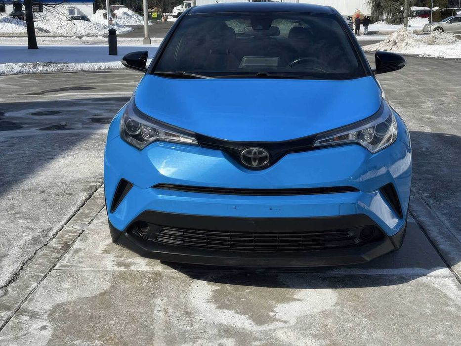 Toyota C-HR Limited      2019