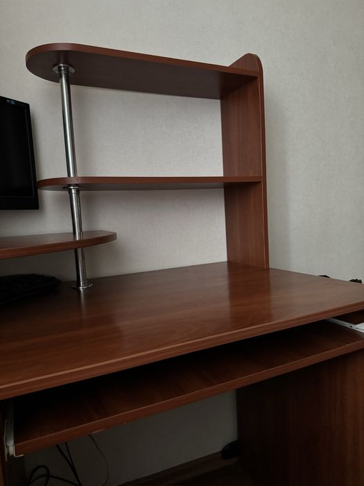 Компьютерный, письменный стол