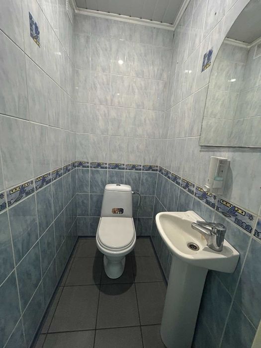 Продам приміщення комерційного призначення на Вишенці 9448