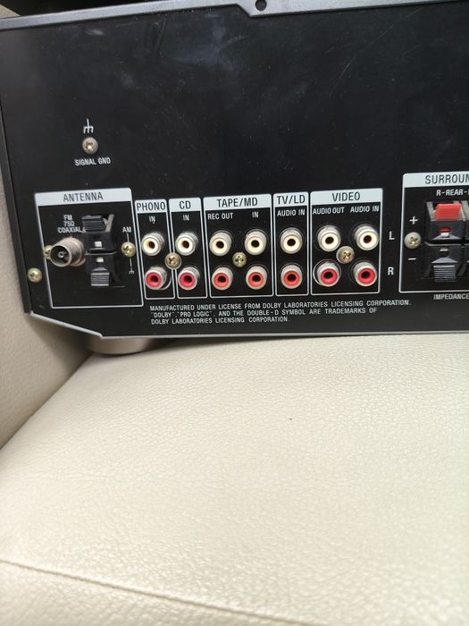Amplificador Sony + CD player