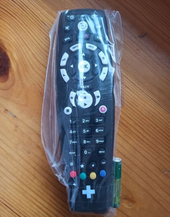 Pilot Canal+ NC+ (do mediabox+, turbobox+) nowy