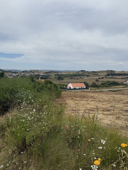 Terreno Urbano a 7 minutos de Sobral Monte Agraço