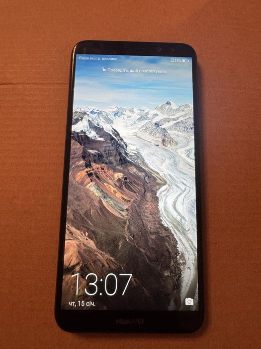Телефон HUAWEI P20Lite 4/64