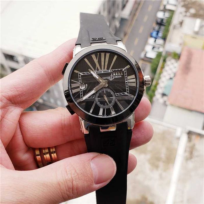 Годинник автоматичний  Ulysse Nardin Executive Dual Time black