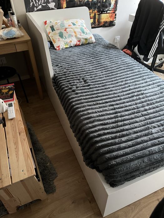 Cama Ikea Flekke