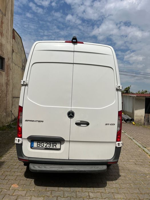 Mercedes-Benz Sprinter