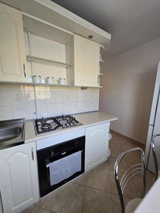 Zgierz Osiedle 650-lecia: 47 m² (2 pokoje) – czyste, odświeżone, świetna komunikacja!