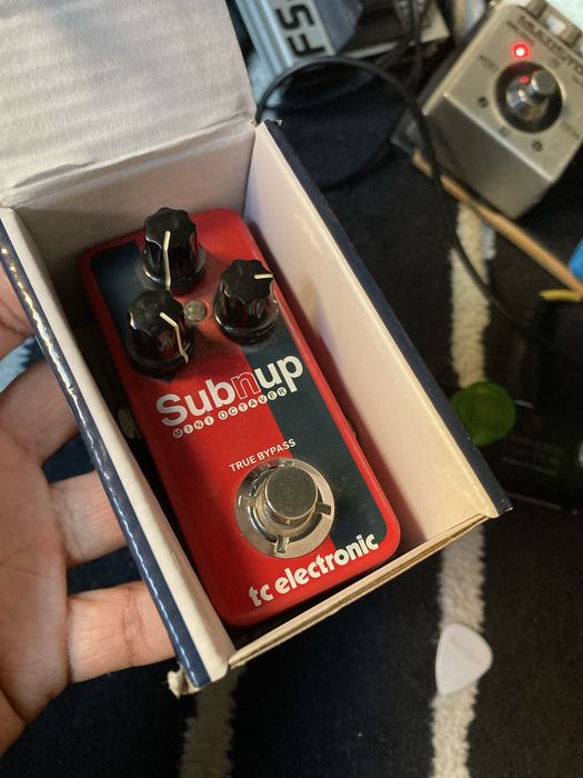 Pedal oitavador tc electronic
