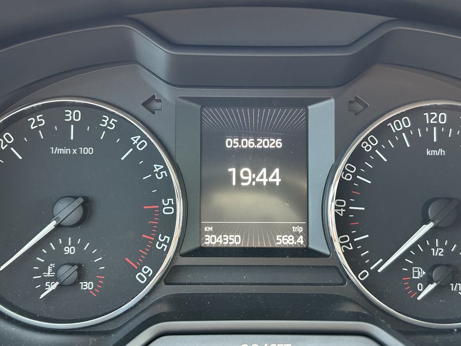 Skoda Octavia 2015 VIN TMBJJ7NE3F0121645 фото оголошення 17 з 22