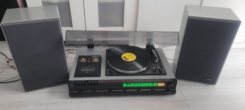 Hitachi SDT-2690R + kolumny Hitachi LS 340