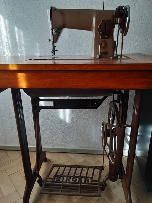 Máquina Custura SINGER
