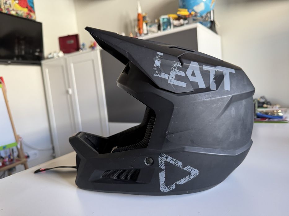 Capacete LEATT Preto criança