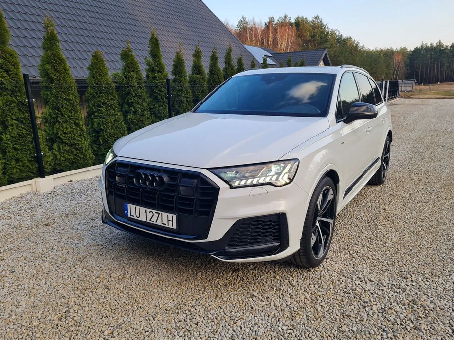 Audi Q7 1wł serwis gwarancja salon PL ASO bezwypadkowy 7os hak fv23% 2x koła