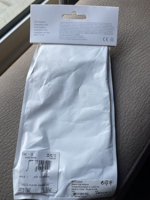 APPLE VGA Adapter / Adapter for iPad / iPhone / iPod touch64552969429505122