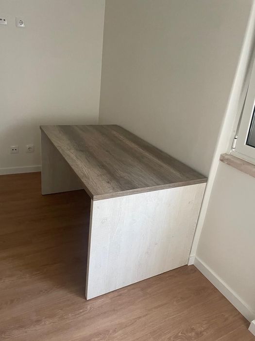 Secretárias de madeira Conforama