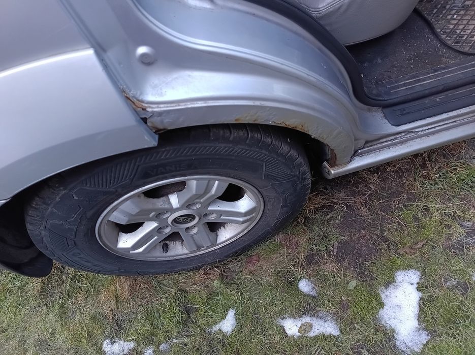 Kia Sorento 2 5 crdi