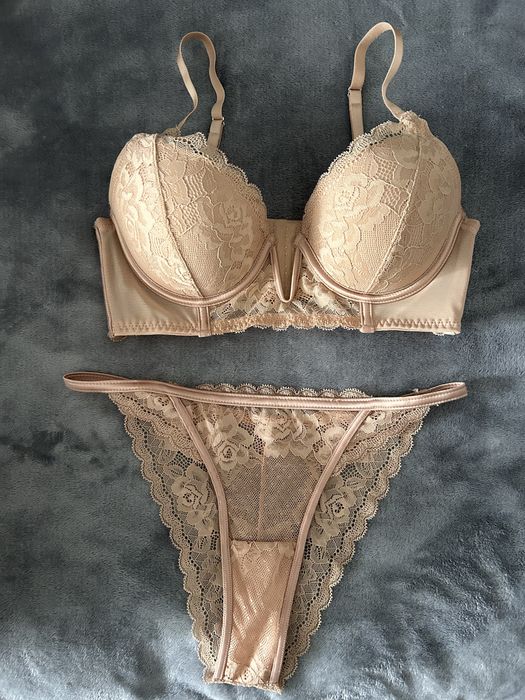 Новий комплект білизни