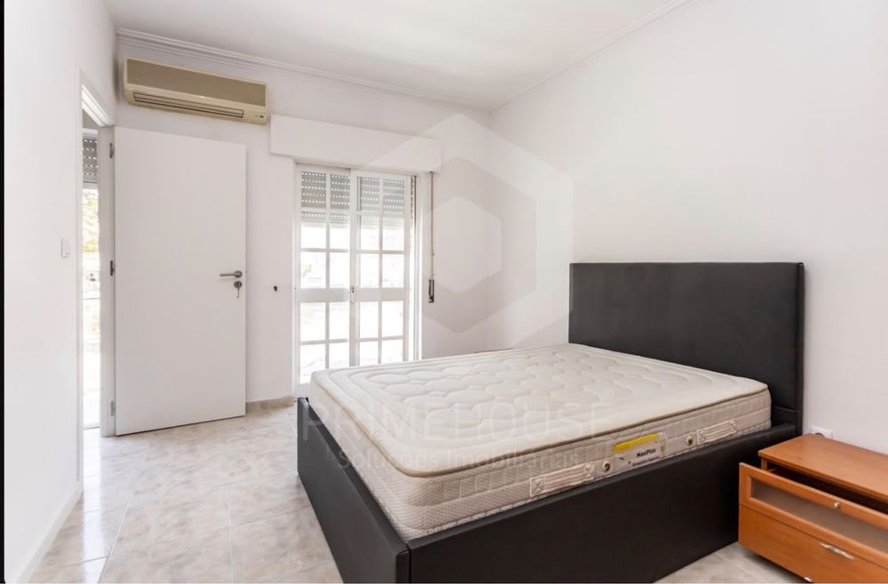 5 Quartos Disponíveis - Quinta do Conde, Sesimbra - Casa Mista - Tudo Incluído