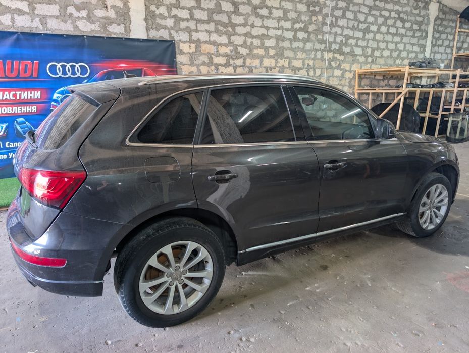 Двері Audi Q5 8R колір L7Z7 двері audi q5 8R двери audi q5 8R двері audi q5 двери audi q5