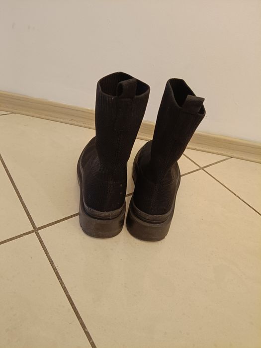 Buty botki Reserved czarne rozm. 37