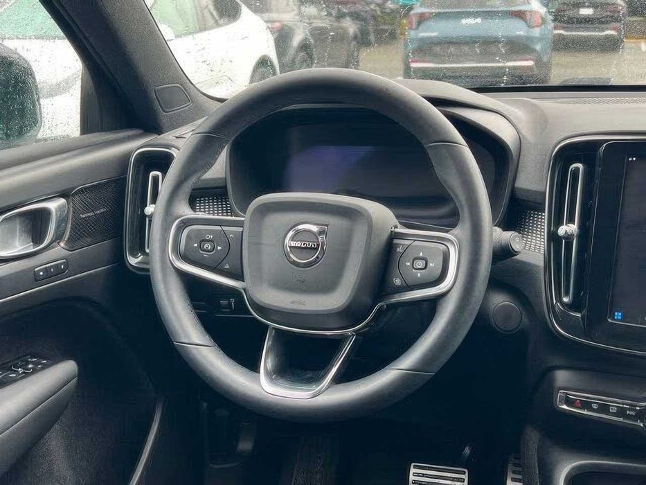 Volvo Xc40      2022
