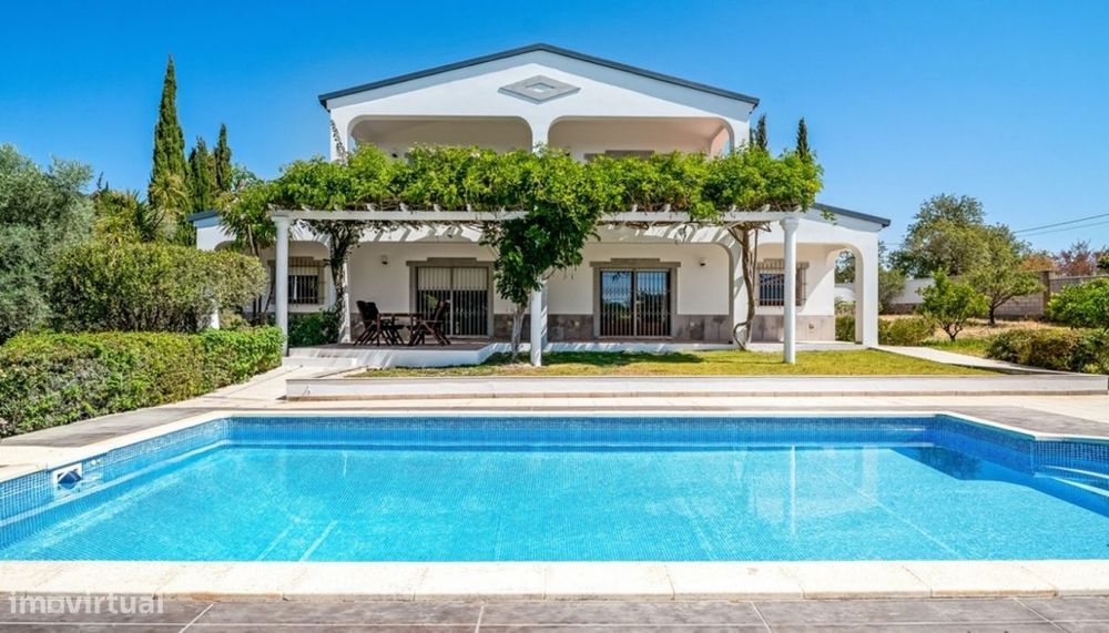 Propriedade com vista mar à venda em Loulé, Algarve
