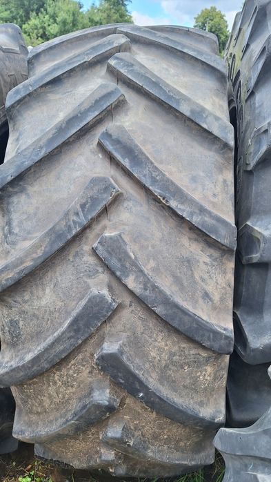 Opona 600/65/38 Mitas