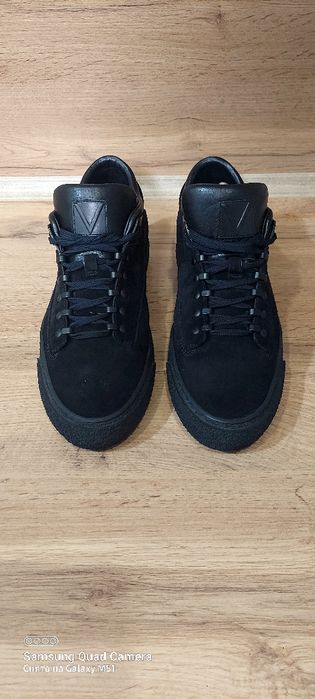 Чоловічі кросівки Louis Vuitton