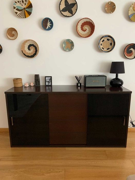 Móvel aparador de sala de estar