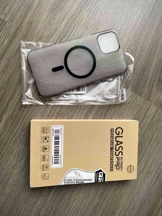 Комплект захисту iPhone 12 Pro Max: чохол + 3 захисних скла преміум