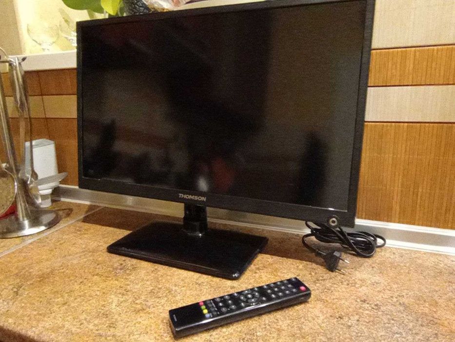 Телевізор Thomson LED TV 26" - 66 см