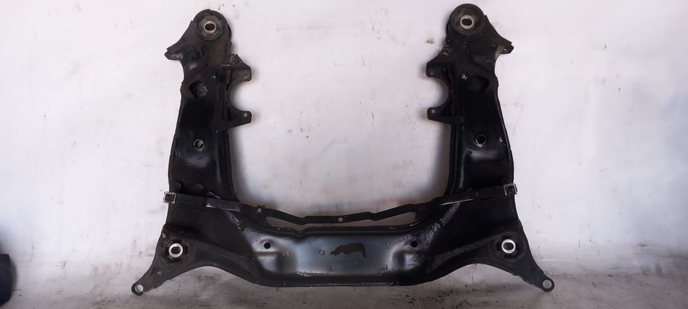 Charriot frente VOLKSWAGEN Passat (3B3)