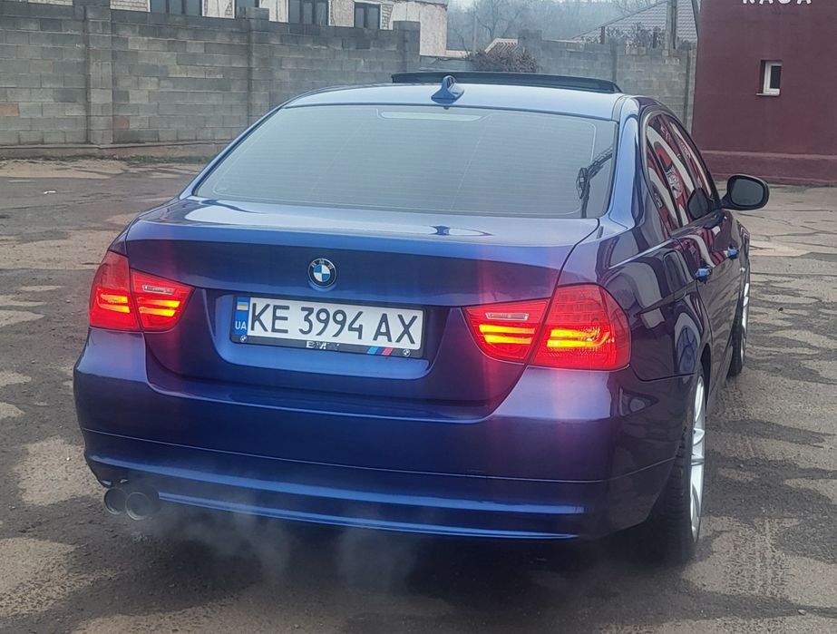 Продам бмв   330