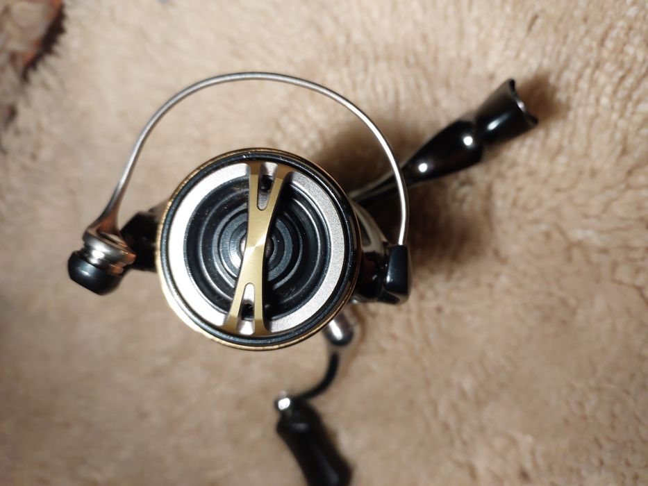 Kołowrotek Shimano Stella C2000S