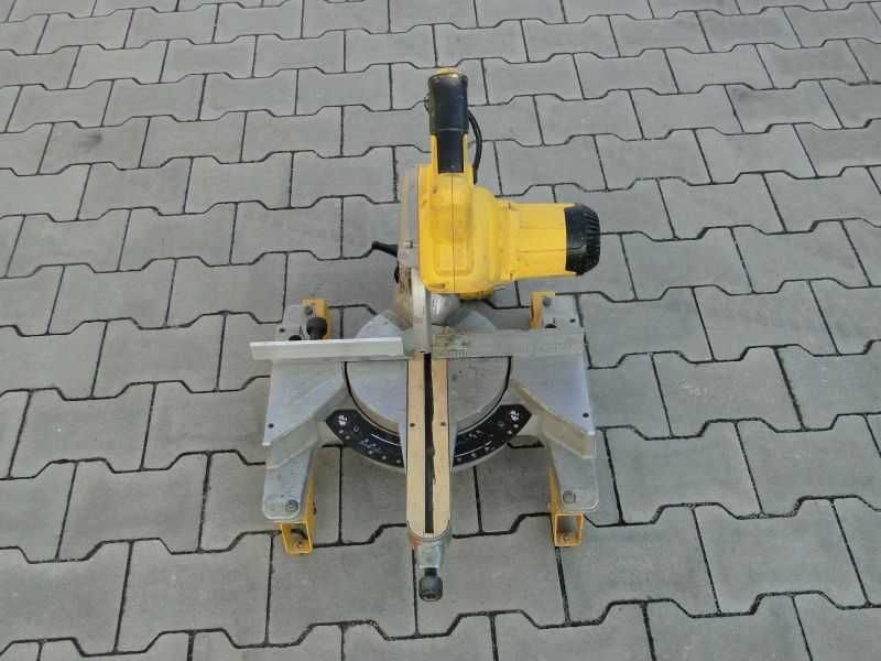 Ukośnica piła kapówka DEWALT DWS 777 TELESKOP 1800W Mocna Germany