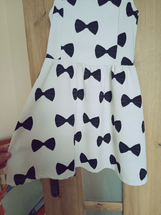 Biało czarna elegancka sukienka w kokardy na komunię ślub imprezę h&m