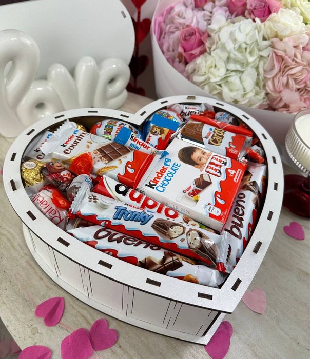 Подарунковий бокс «Серце» до 14 лютого.Солодкий подарунок з солодощами