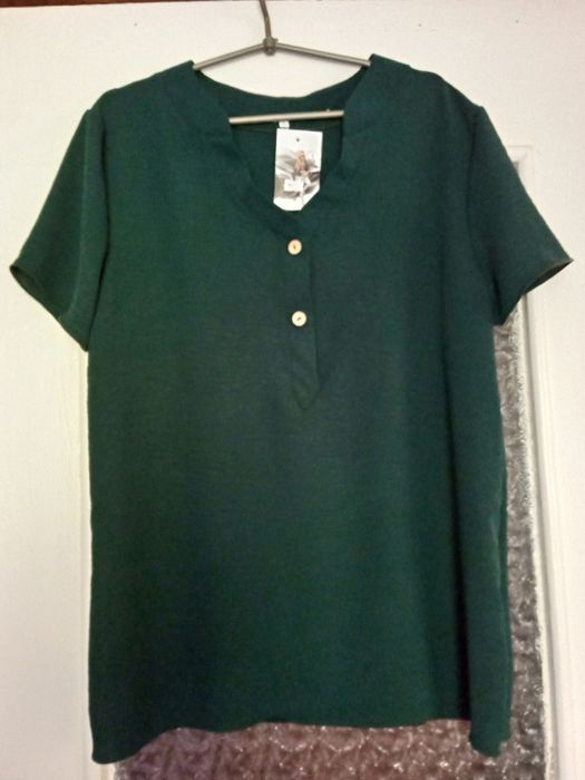 Блузка літня нова жіноча. Розмір 50-52.