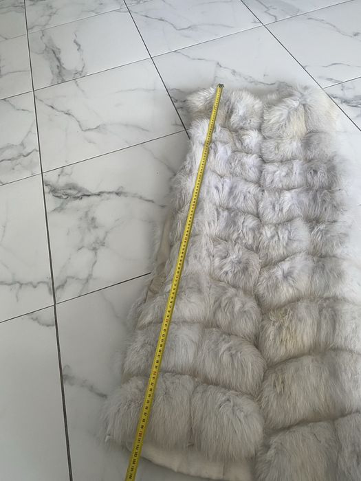 Жіноча желетка із песца терміново !