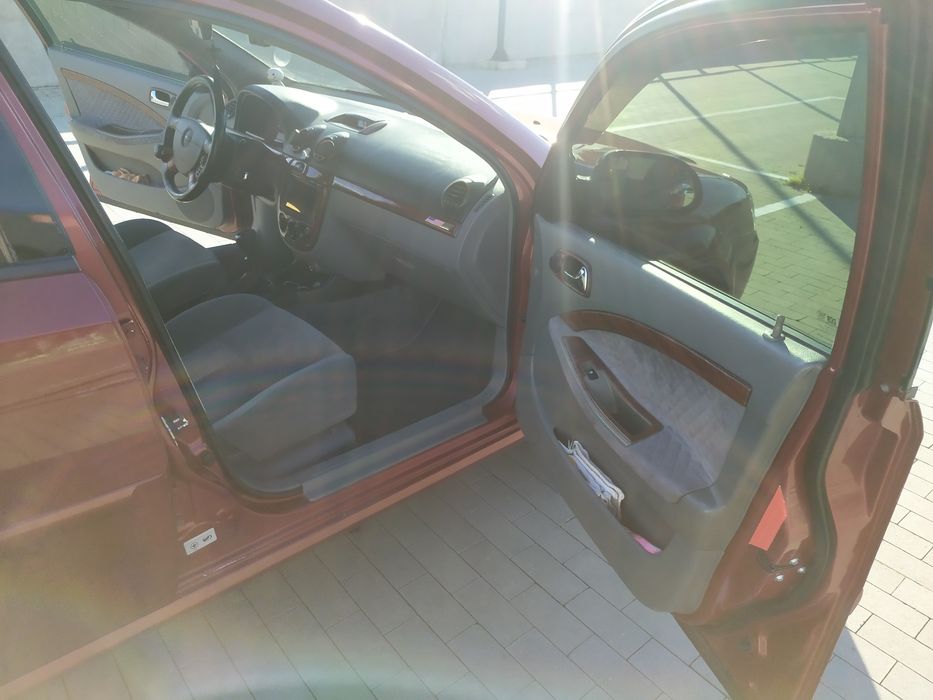 Chevrolet  lachetti  2008