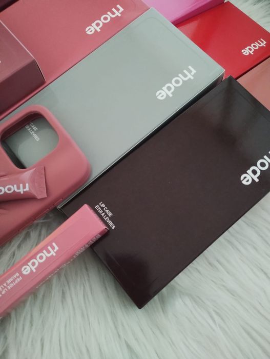 Zestaw Rhode lip case na iPhone | błyszczyk & etui
