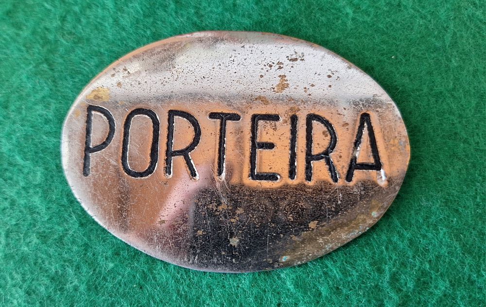 Cracha porteiro e porteira