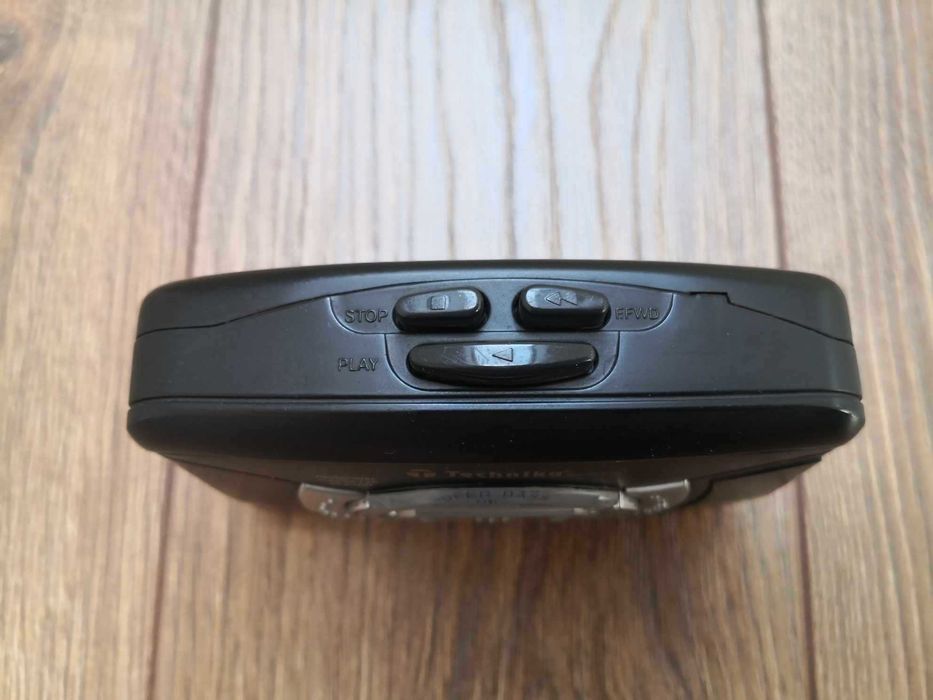 Odtwarzacz kasetowy przenośny walkman Technika Germany TG-696BB